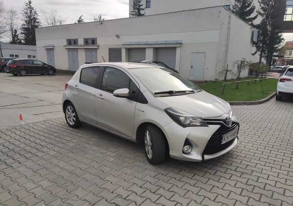 Toyota Yaris cena 46000 przebieg: 54500, rok produkcji 2016 z Ulanów małe 232